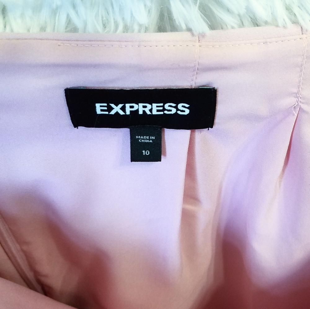 EXPRESS 💖 Pink Pencil Skirt 🎉HP 💖 EUC - Picture 3 of 7